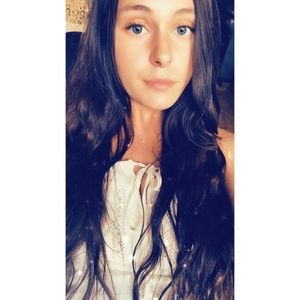 Meet your Posher, Victoria